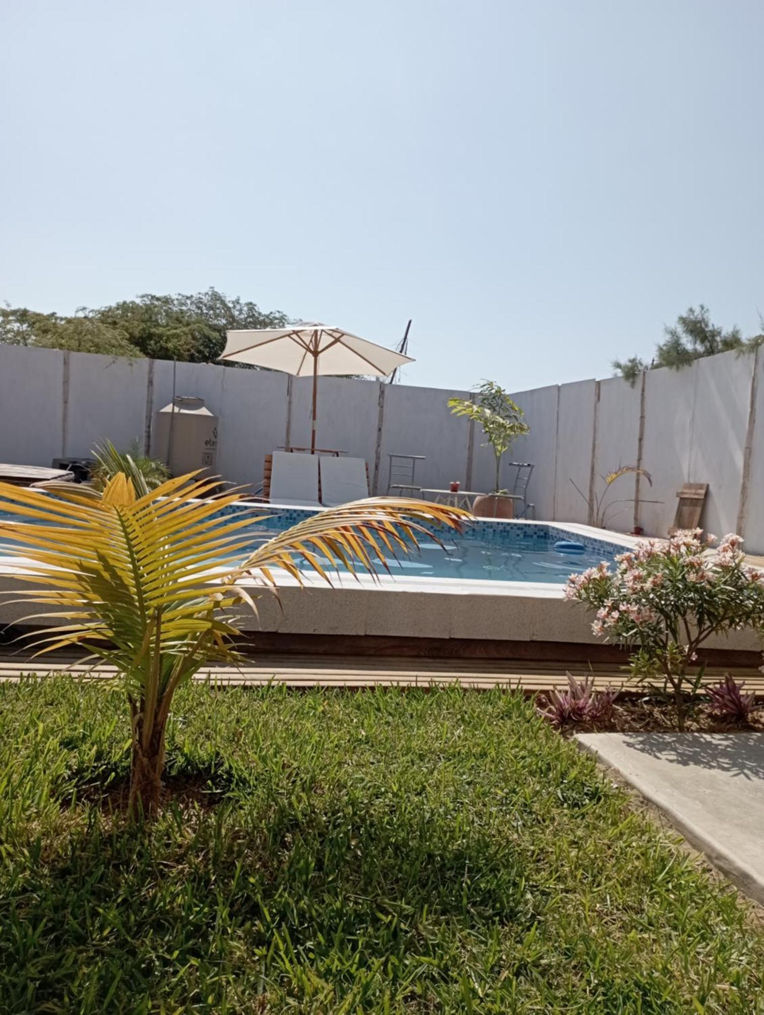 Costa Luna Aparthotel Vichayito Kültér fotó